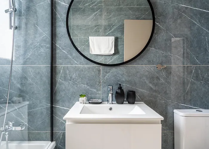 Doria 2-bedroom & Balcony In Larnaca * Aradhippou