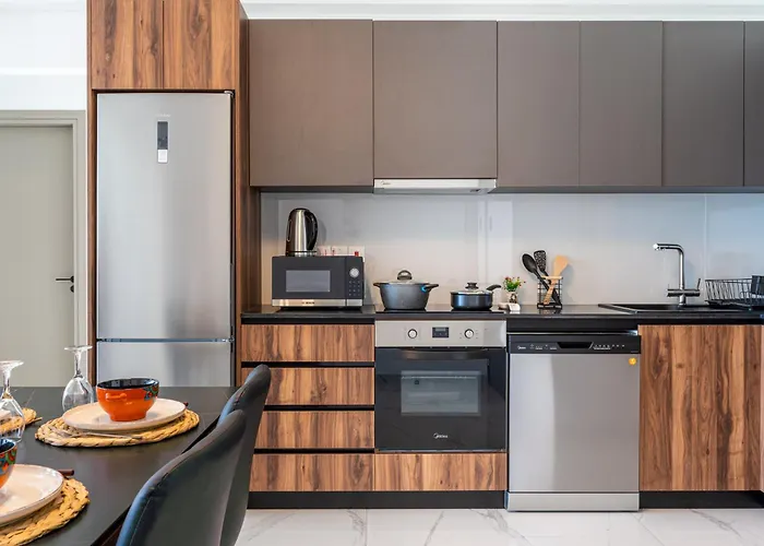 Doria 2-bedroom & Balcony In Larnaca Appartement